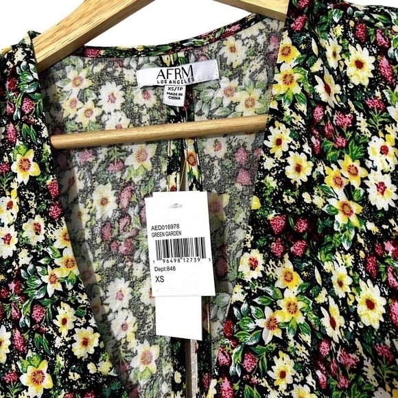 AFRM Joanna Smocked Mini Dress in Green Garden Floral NWT New With Tags 
Size XS - Picture 6 of 10